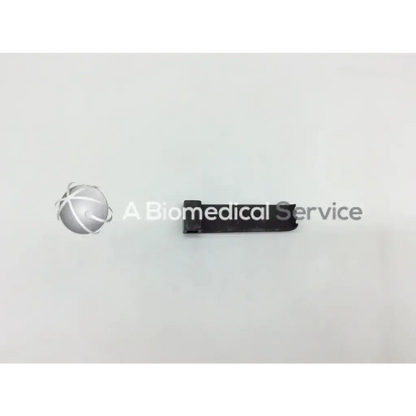 V. Mueller NL9702-024 McCulloch Retractor Blade 2cm x 7cm