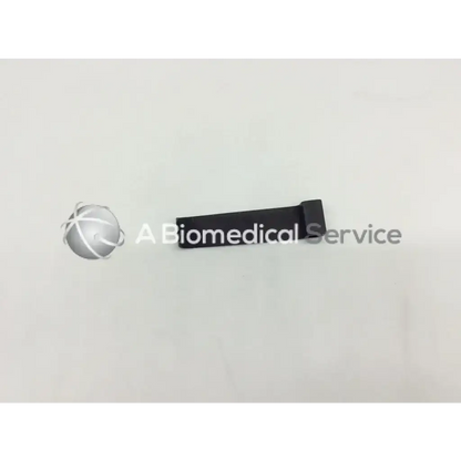 Black rectangular mcculloch retractor blade clip 2cm x 8cm for v mueller nl9702-025 surgical use