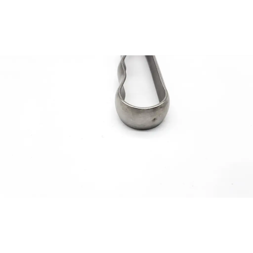 Silver-toned metal v.mueller su-3478 richardson appendectomy retractor with smooth polished finish and rounded ends