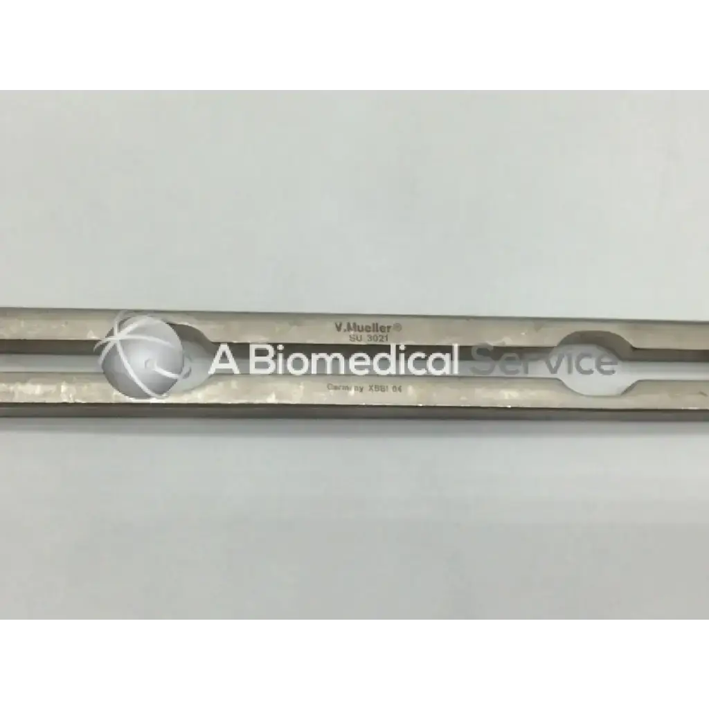 Load image into Gallery viewer, V. Mueller SU3021 Balfour Center Blade - Surgical Tool