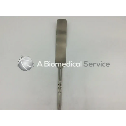 Stainless steel mueller su3032 surgical dixon center blade with flat rectangular handle and two fine parallel blades