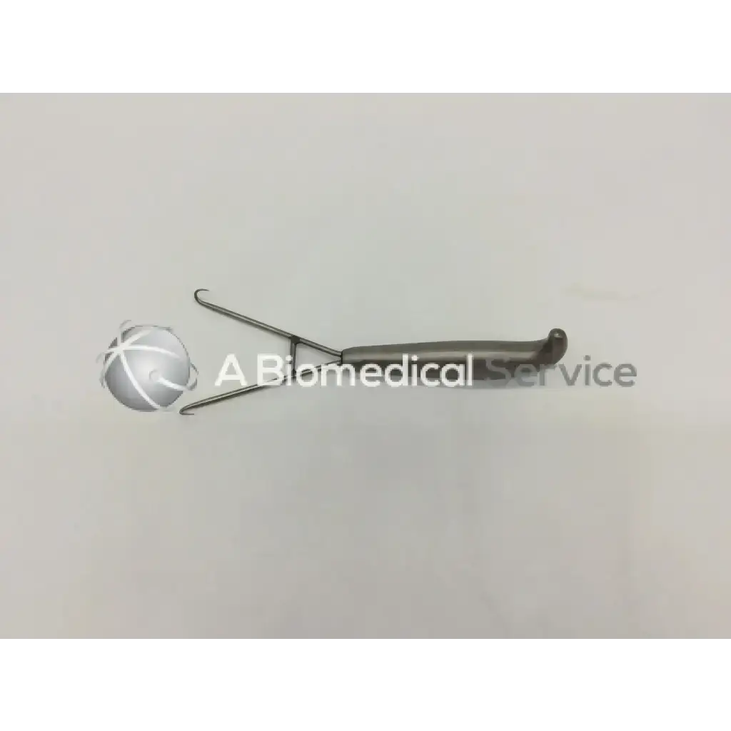 Stainless steel mueller su3600 berens retractor with curved double-pronged design and ergonomic handle