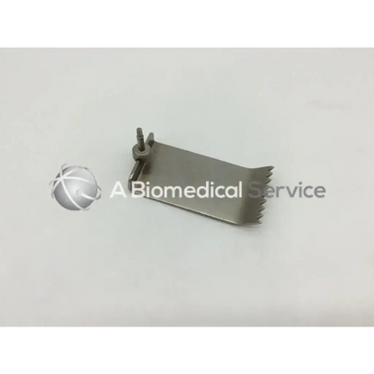 V.Mueller XBBA 01 Retractor Blade - Surgical Tool