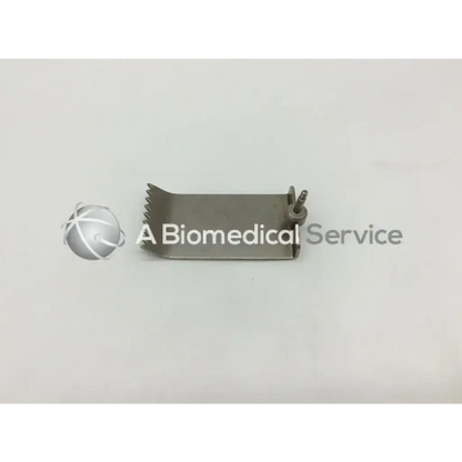 V.Mueller XBBA 01 Retractor Blade - Surgical Tool