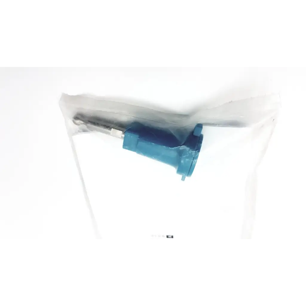 Blue plastic hydraulic pump with metallic shaft for valleylab e0502 universal monopolar adapter product component