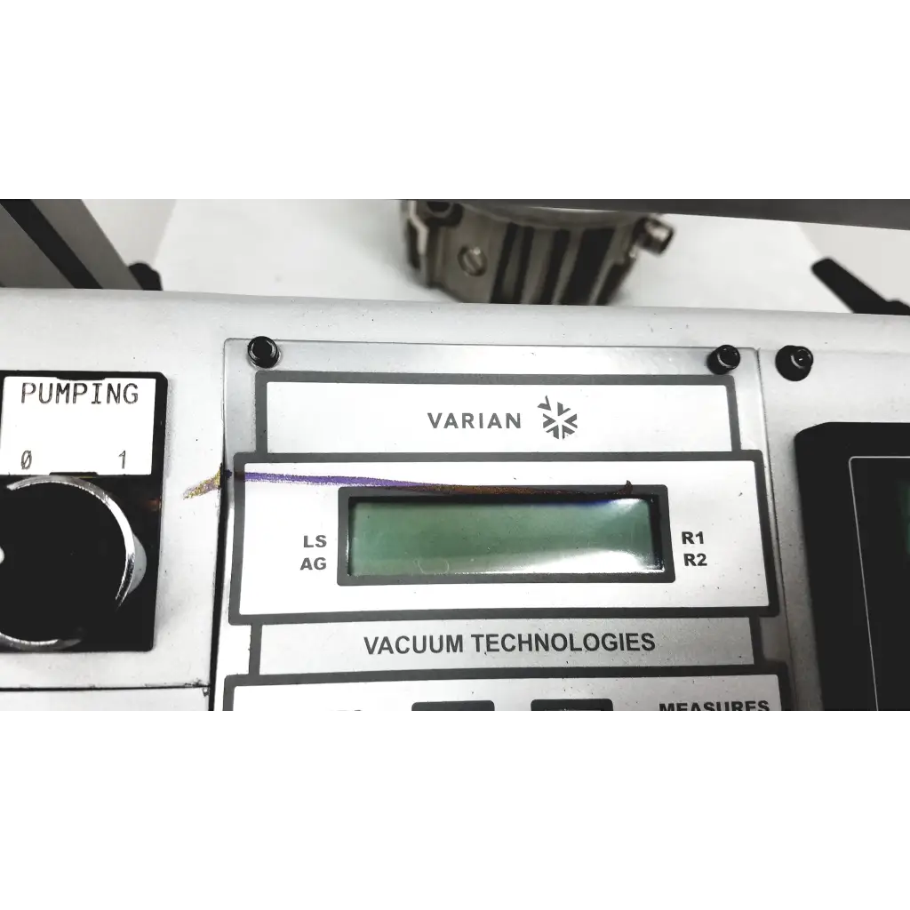 Silver and black varian turbo-v 301-ag navigator control panel with digital display for vacuum pump system