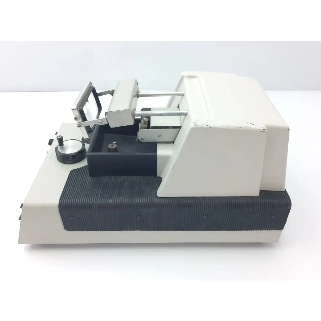 Load image into Gallery viewer, Vibratome Series 1500 Sectioning - Medical parts