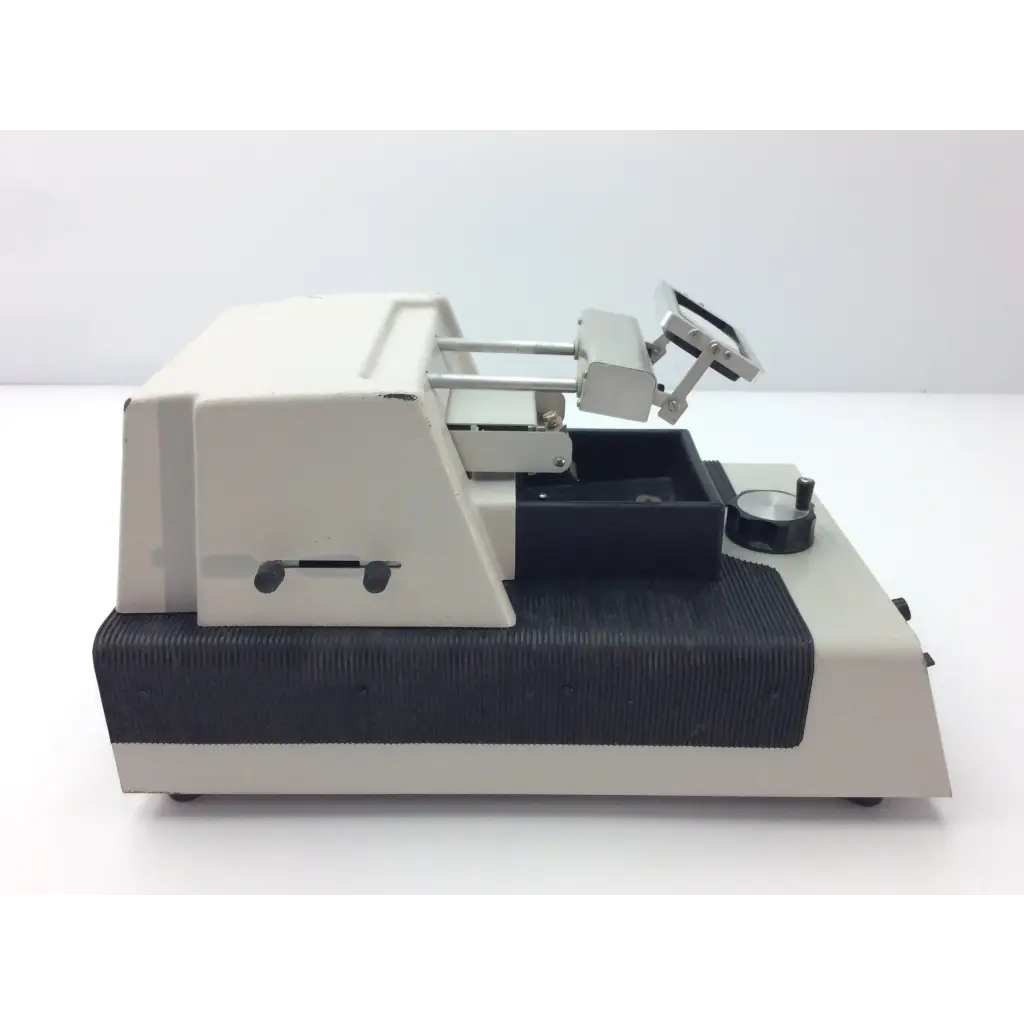 Vibratome Series 1500 Sectioning - Medical parts