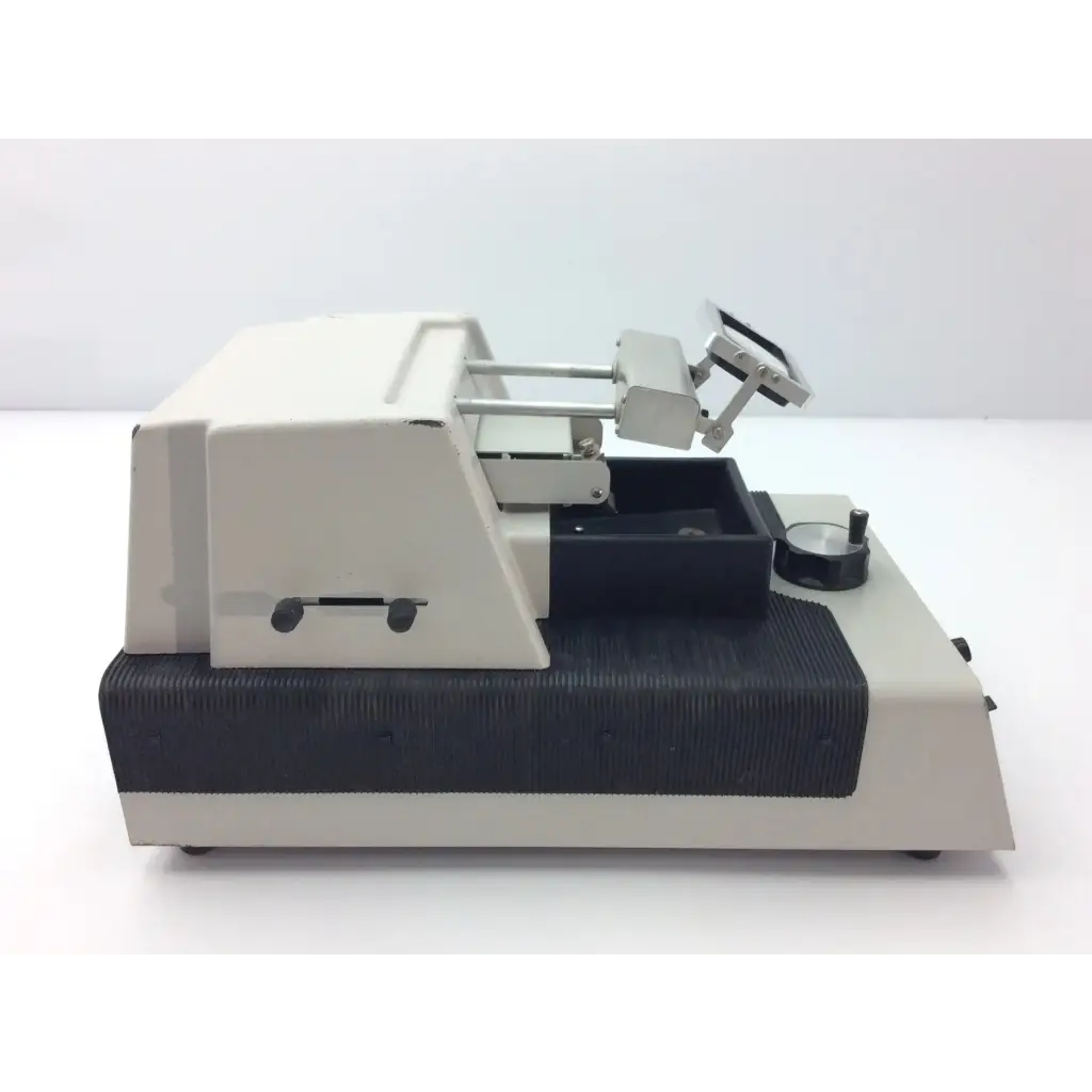 Load image into Gallery viewer, Vibratome Series 1500 Sectioning - Medical parts