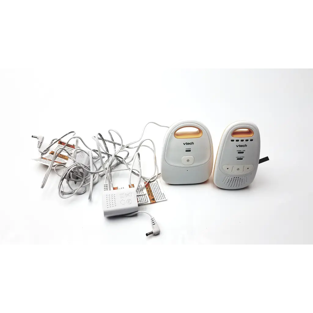 Load image into Gallery viewer, Vtech Digital Audio Baby Monitor DM111 BU and PU