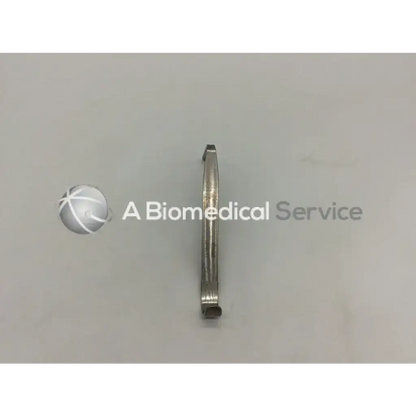 Silver metallic vertical retractor w lorenz 01-0210 with curved textured design retractor ad5-44 121322sm