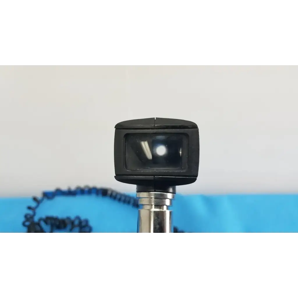 Black rectangular otoscope head with clear lens and metallic shaft for welch allyn 767 series wall transformer use