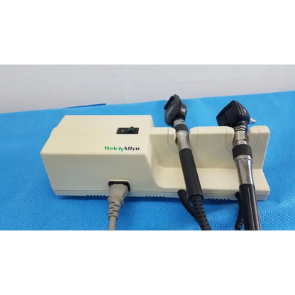 Reuse Medical Welch Allyn 767 Series Wall Transformer with 11710 Ophthalmoscope & Otoscope Otoscopes & Ophthalmoscopes, second-hand product photo 1