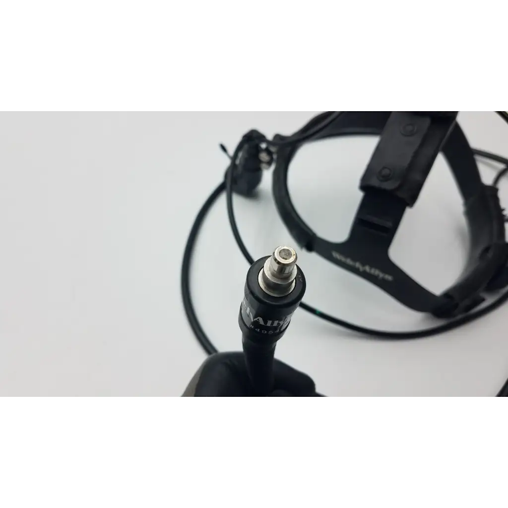 Load image into Gallery viewer, WelchAllyn Headlight 49540 w/ Fibrotic Cable Black 49543