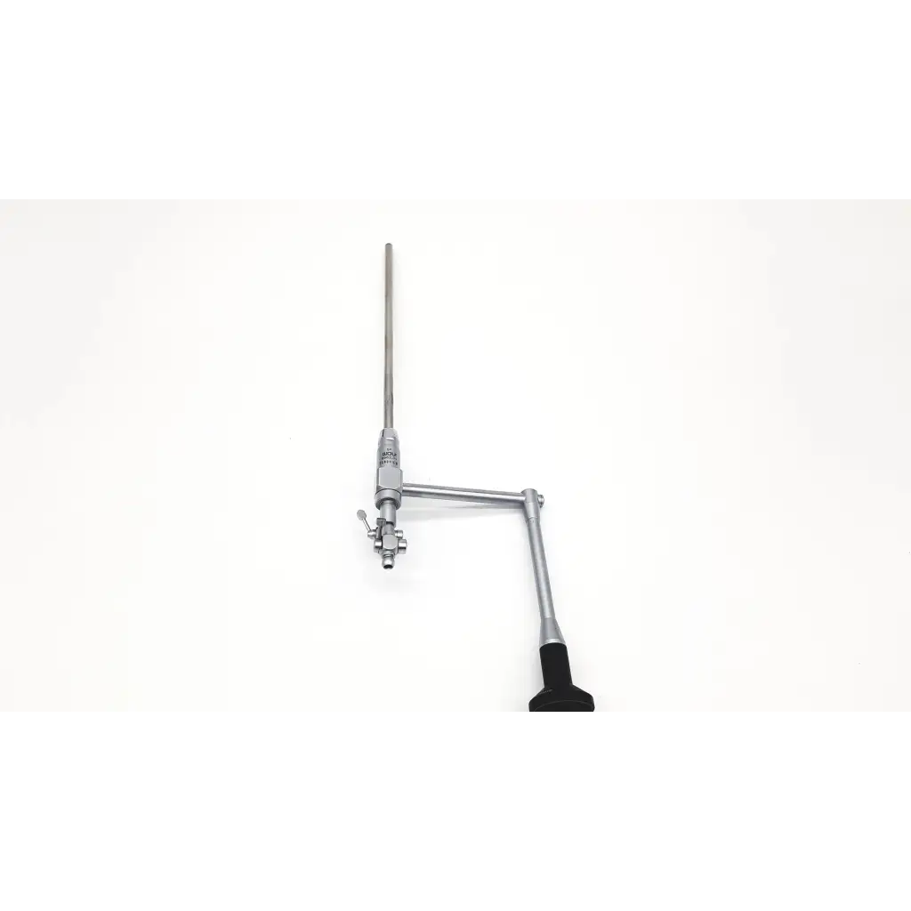 Silver surgical retractor with black ergonomic handle and adjustable metal arms for panoview 5° endoscope da54-15 use
