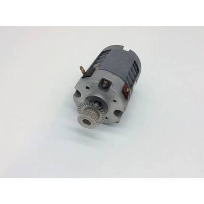 Gray and silver yaskawa electric corp minertia typ ugmem-06lbb21 electric motor with gear at one end
