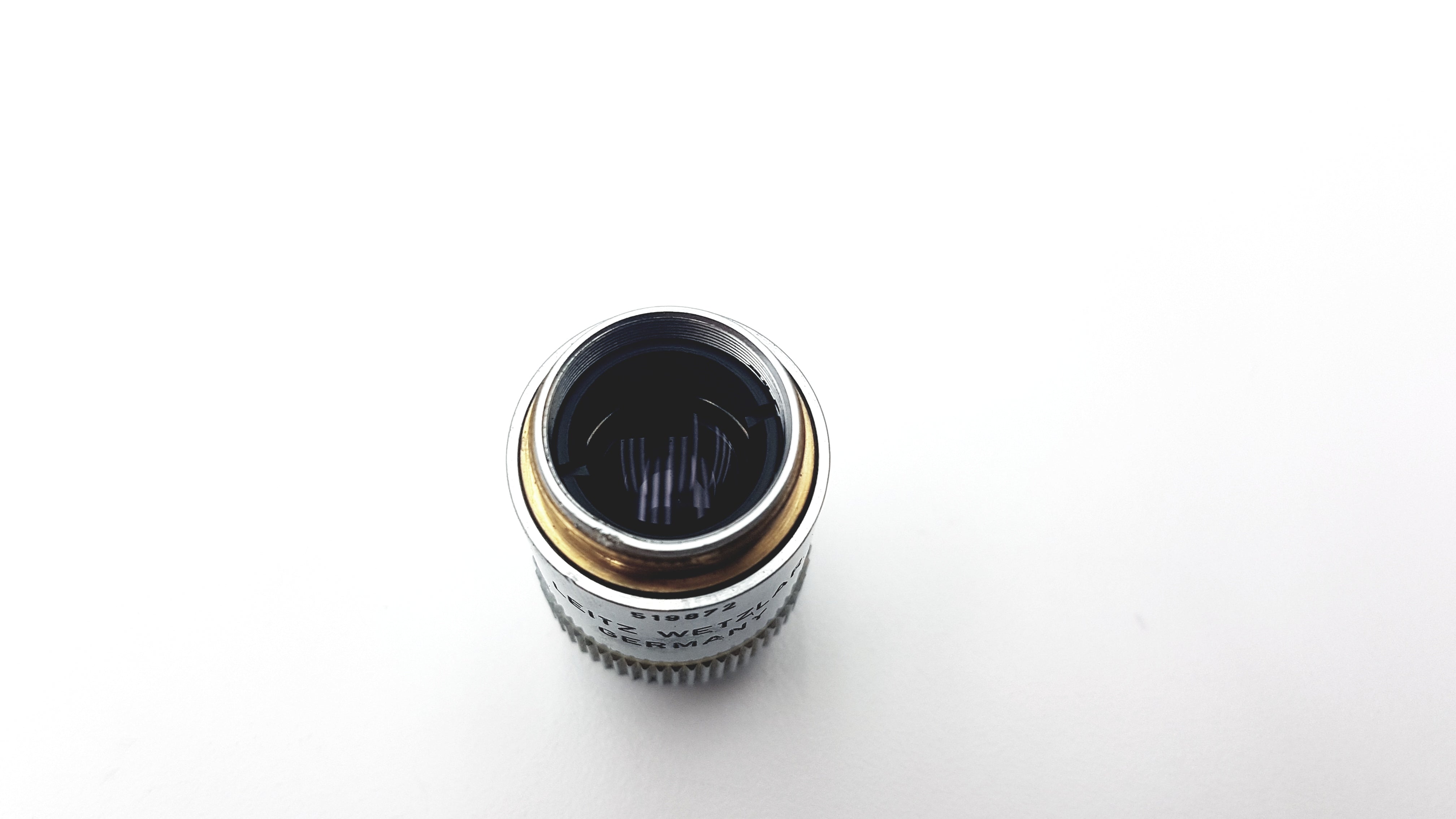 Load image into Gallery viewer, A Biomedical Service Leitz NPL Fluotar 10X/0.30 Microscope Objective Lens 160mm Fluorite 150.00