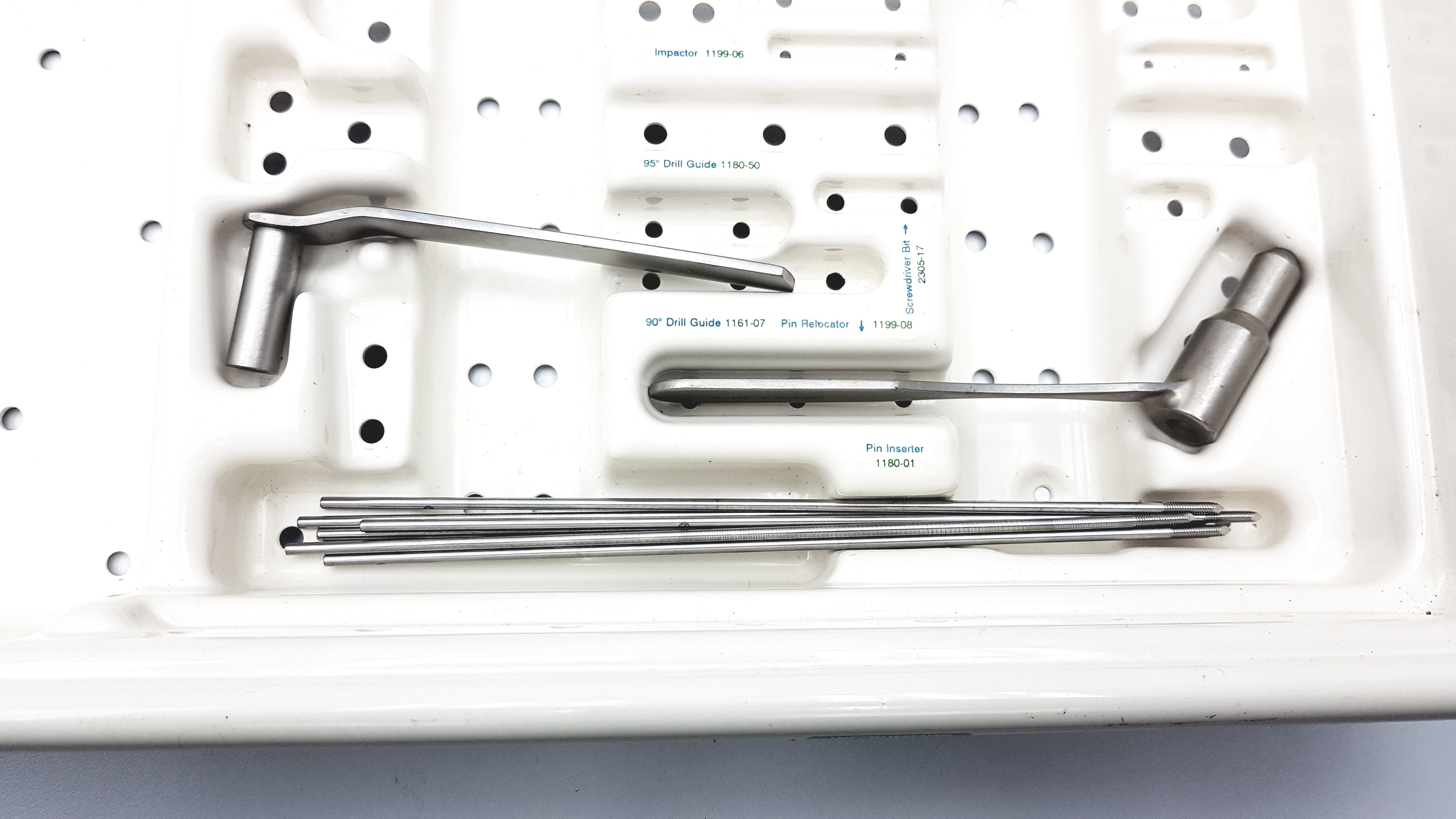 Load image into Gallery viewer, A Biomedical Service Zimmer Compression Hip Screws Kit 3250.00