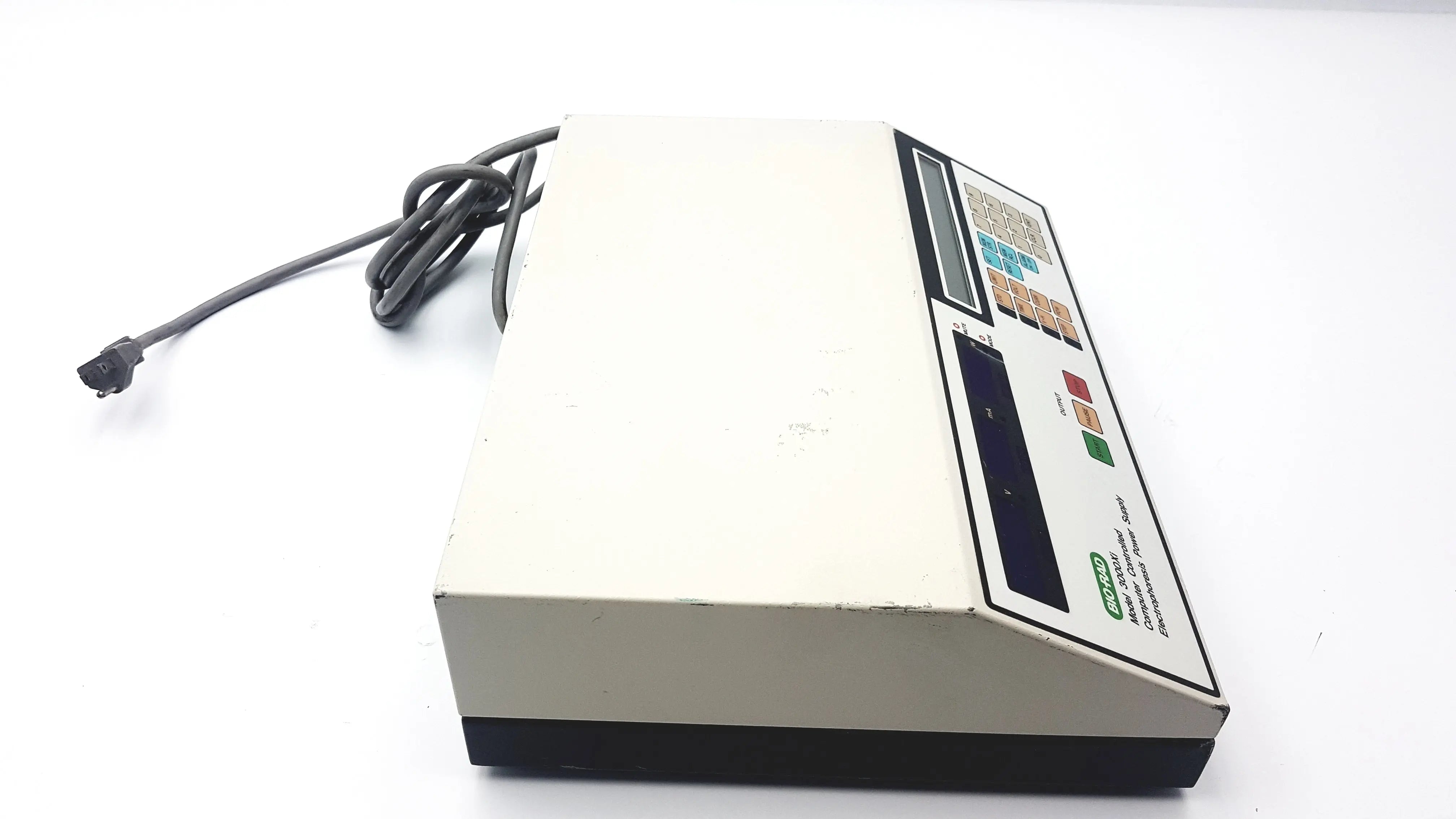 Load image into Gallery viewer, A Biomedical Service Bio-Rad Computer Controlled Electrophoresis Power Supply Model 3000Xi 