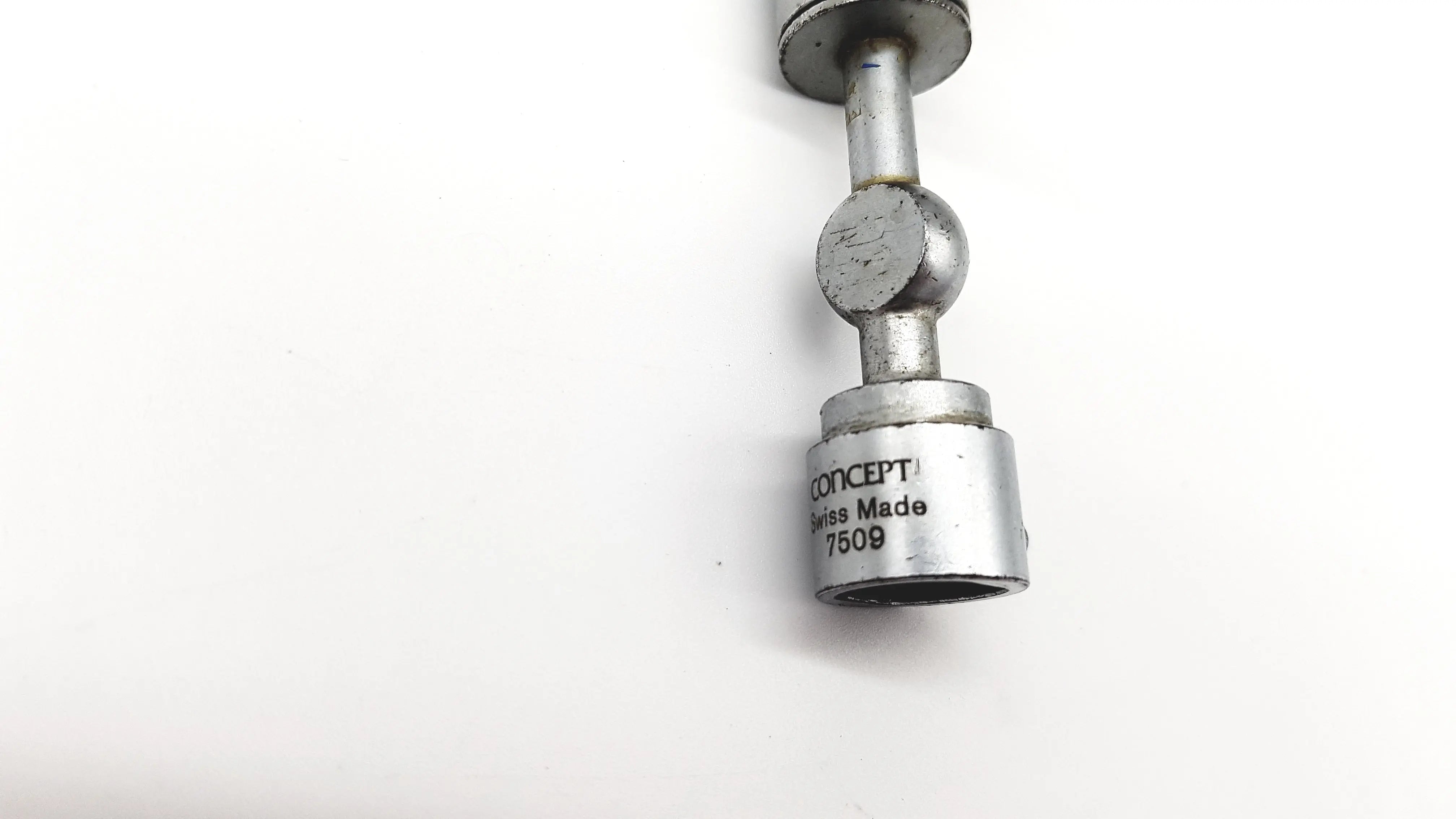 Load image into Gallery viewer, A Biomedical Service Concept 7509 Cannula 74.00
