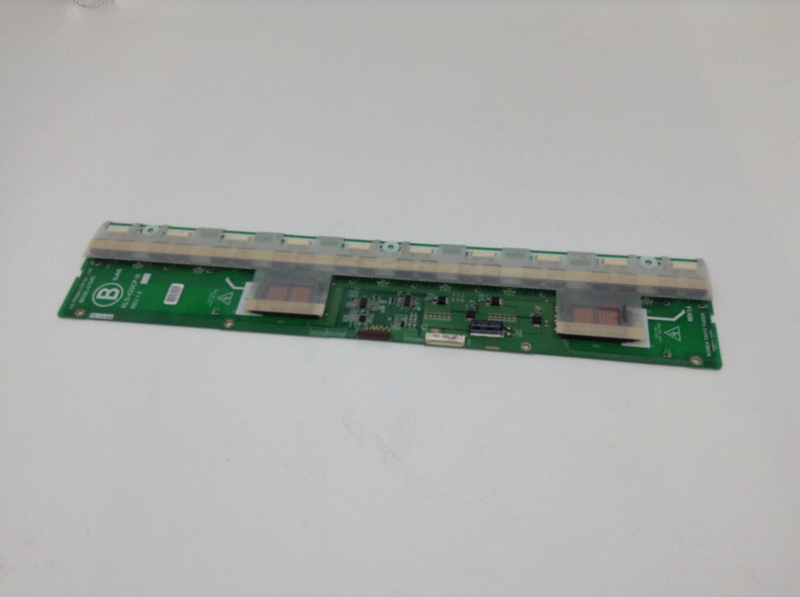 Load image into Gallery viewer, A Biomedical Service LG 6632L-0154C (KLS-420CP-B) Backlight Inverter Slave 10.35