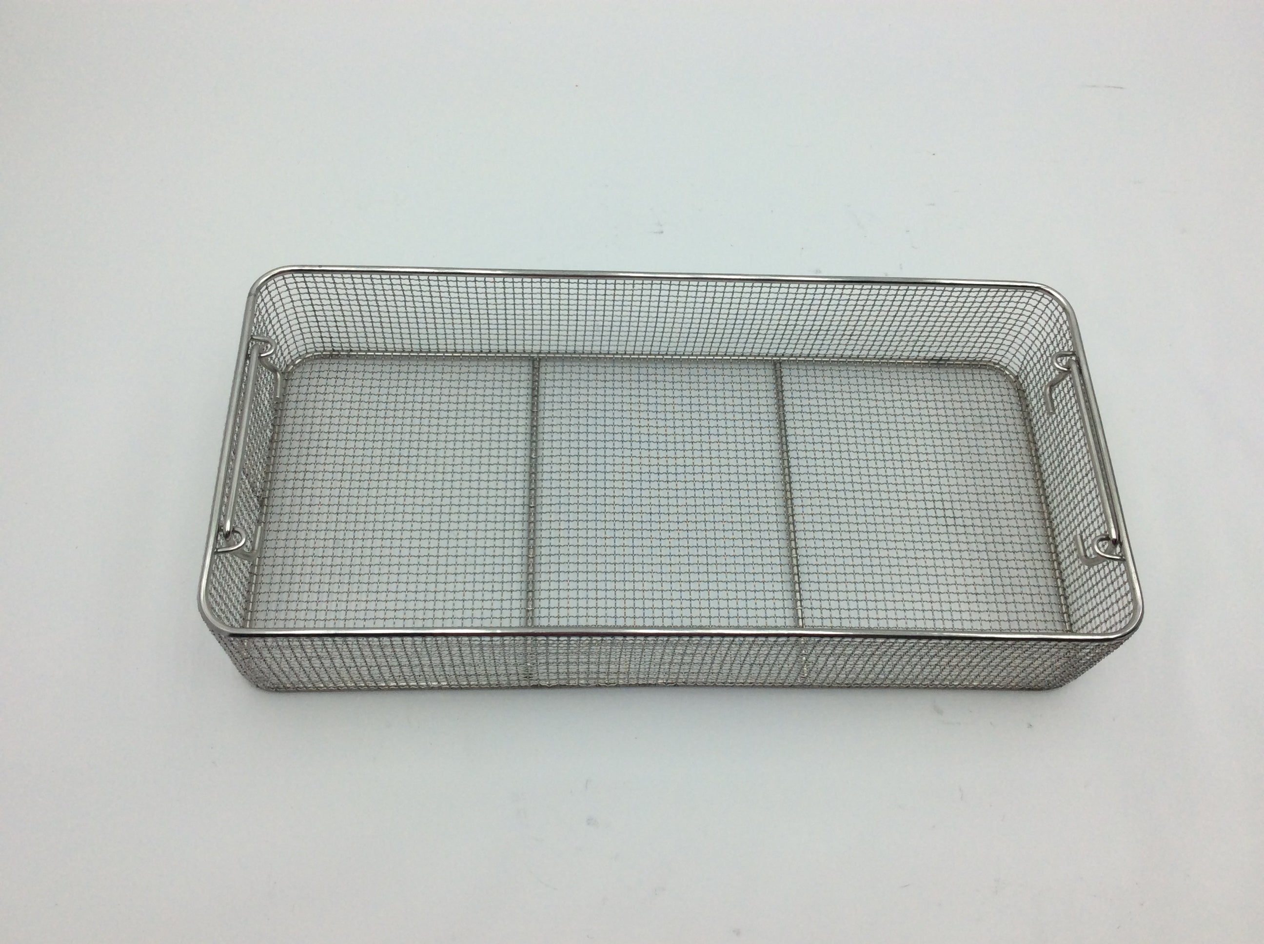 Load image into Gallery viewer, A Biomedical Service Aesculap Sterilization Lid JE601 Sterile Full Size Container JK821 Plates JK100 180.00