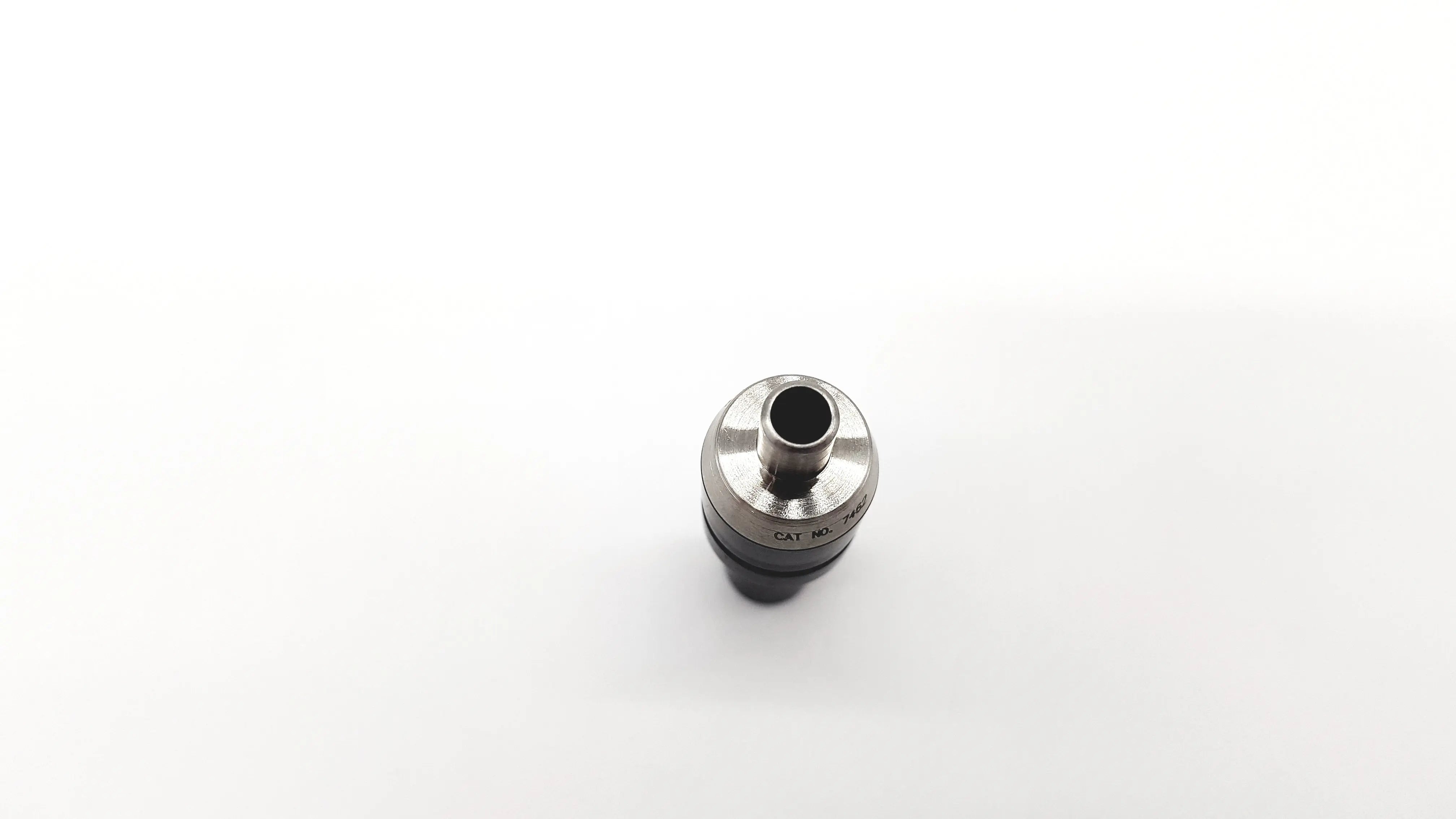 Load image into Gallery viewer, A Biomedical Service Linvatec 7462 Endoscopy Light Source Fitting Fiber Optic 