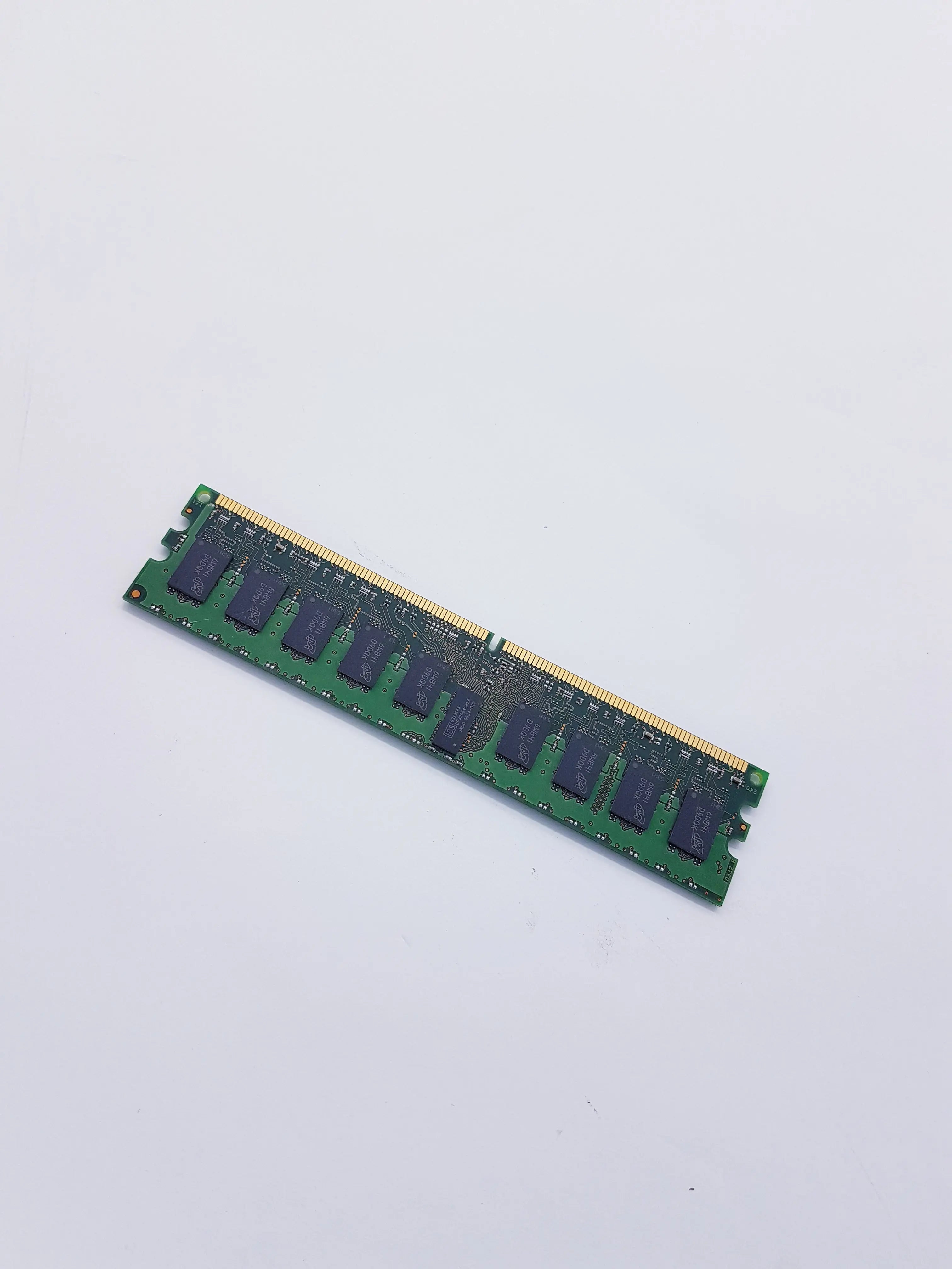 Load image into Gallery viewer, A Biomedical Service MT18HTF6472Y-40EB2 Micron 512MB PC2-3200 DDR2-400MHz ECC Registered CL3 240-Pin 