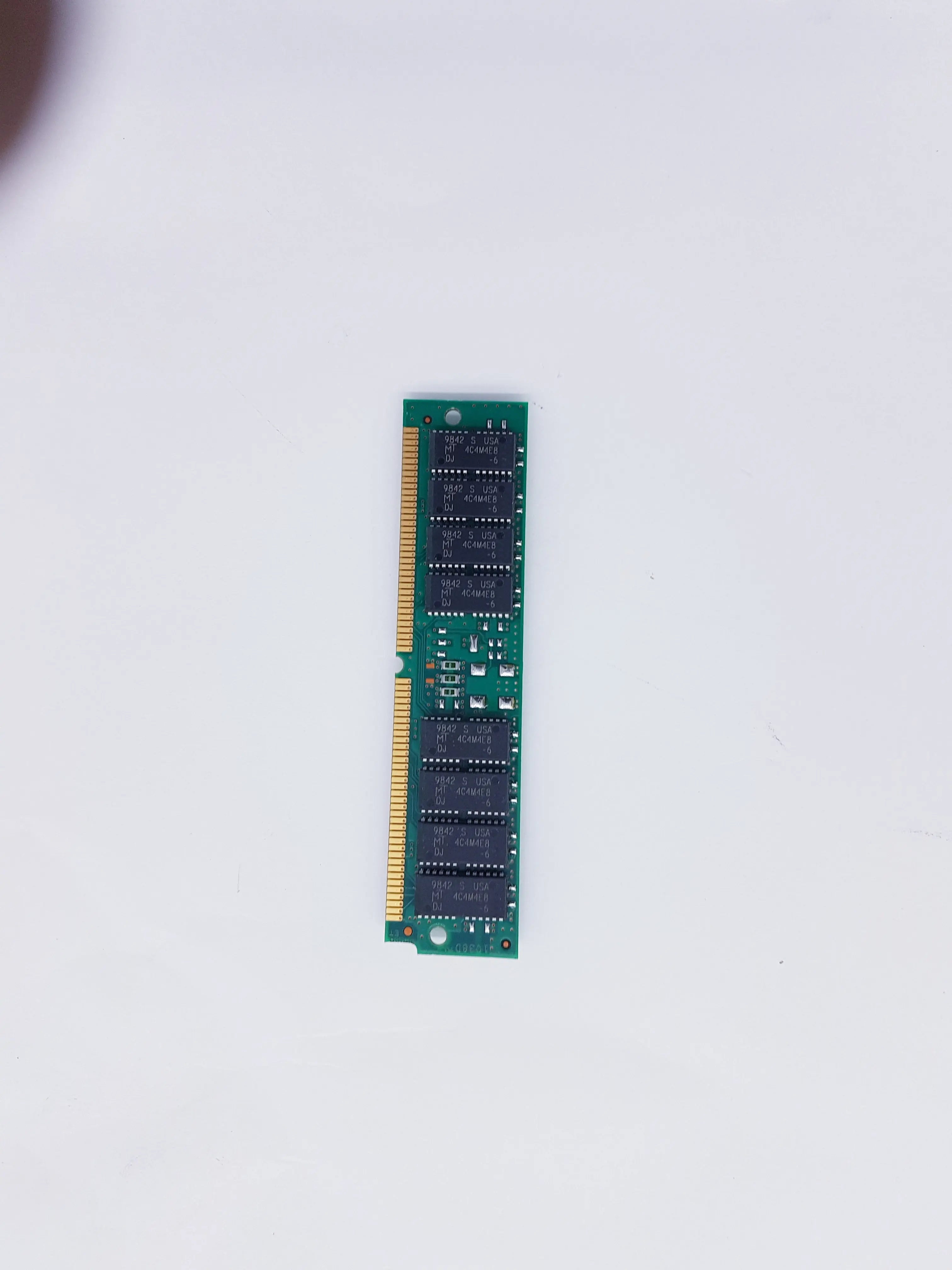 Load image into Gallery viewer, A Biomedical Service Micron MT16D832G-6 32MB SIMM Destop RAM Memory 