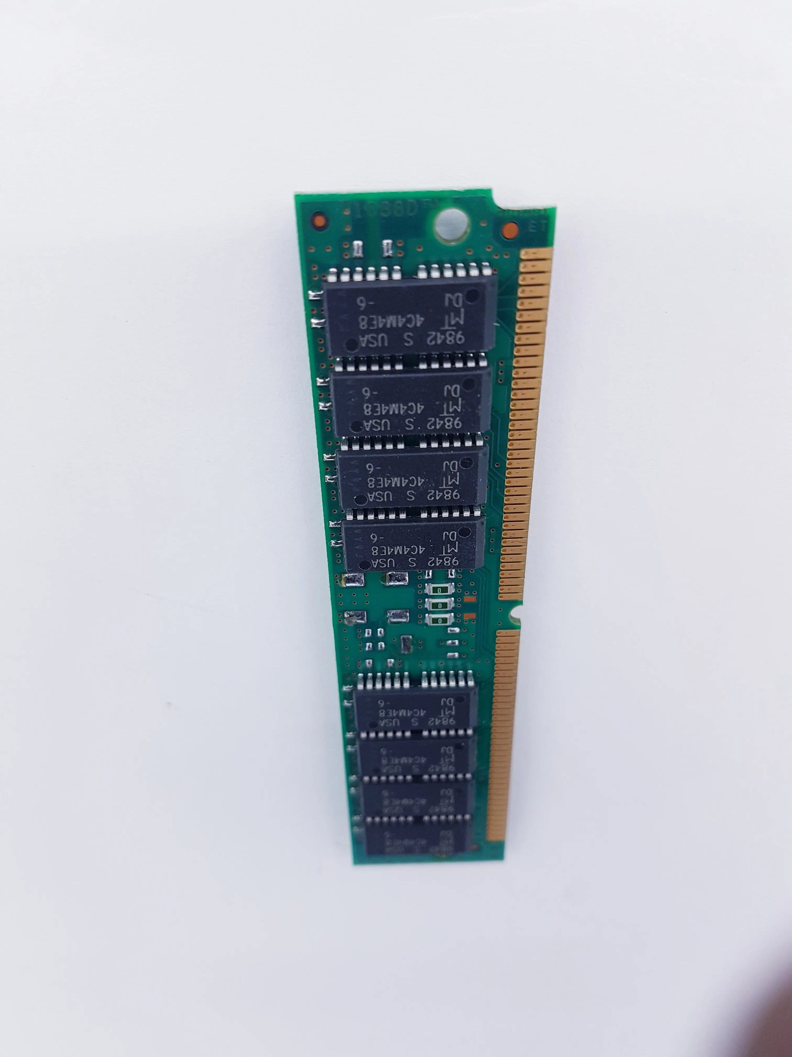 Load image into Gallery viewer, A Biomedical Service Micron MT16D832G-6 32MB SIMM Destop RAM Memory 