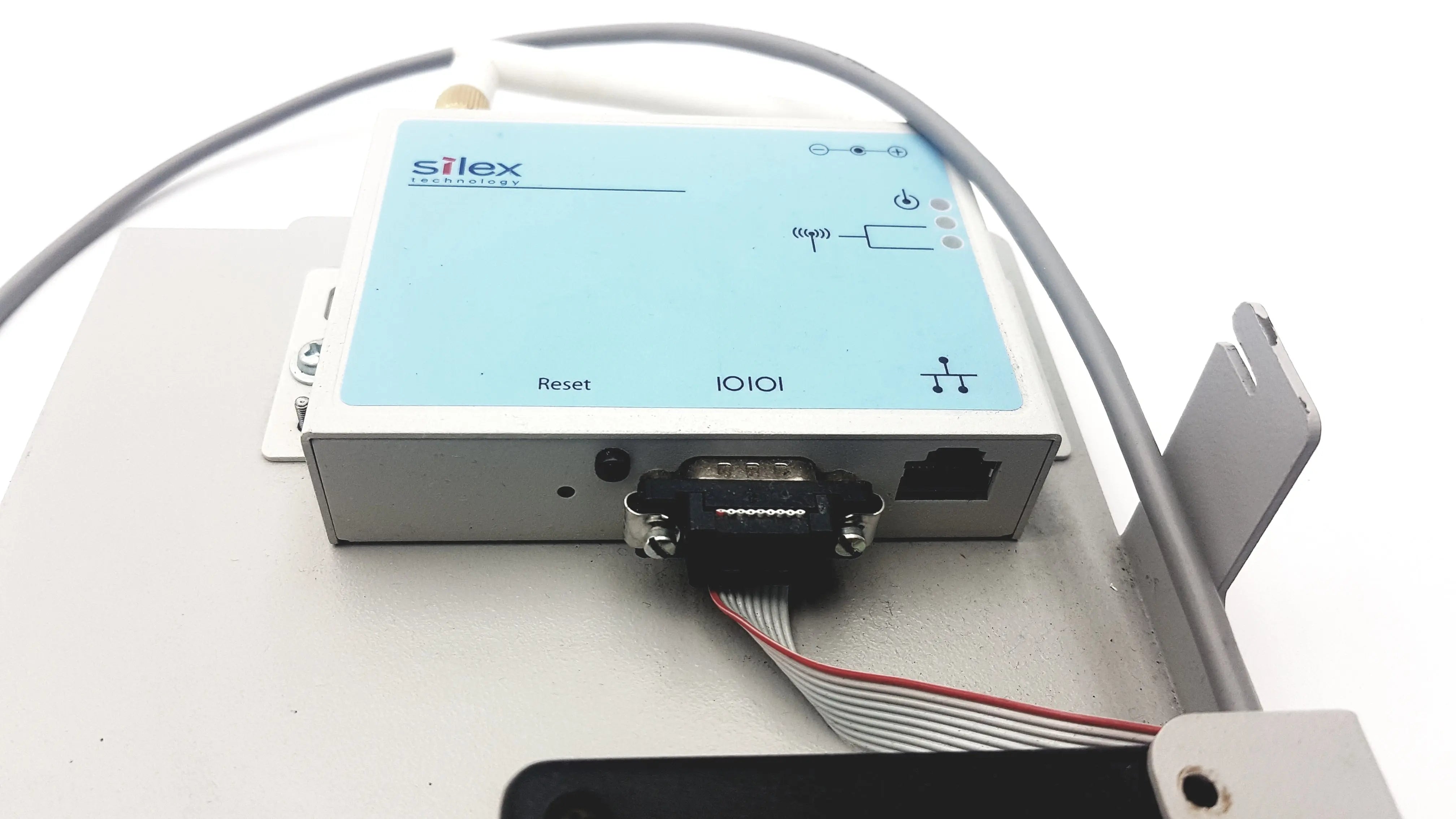 Load image into Gallery viewer, A Biomedical Service Silex Technology 75505R Wireless Serial Server 