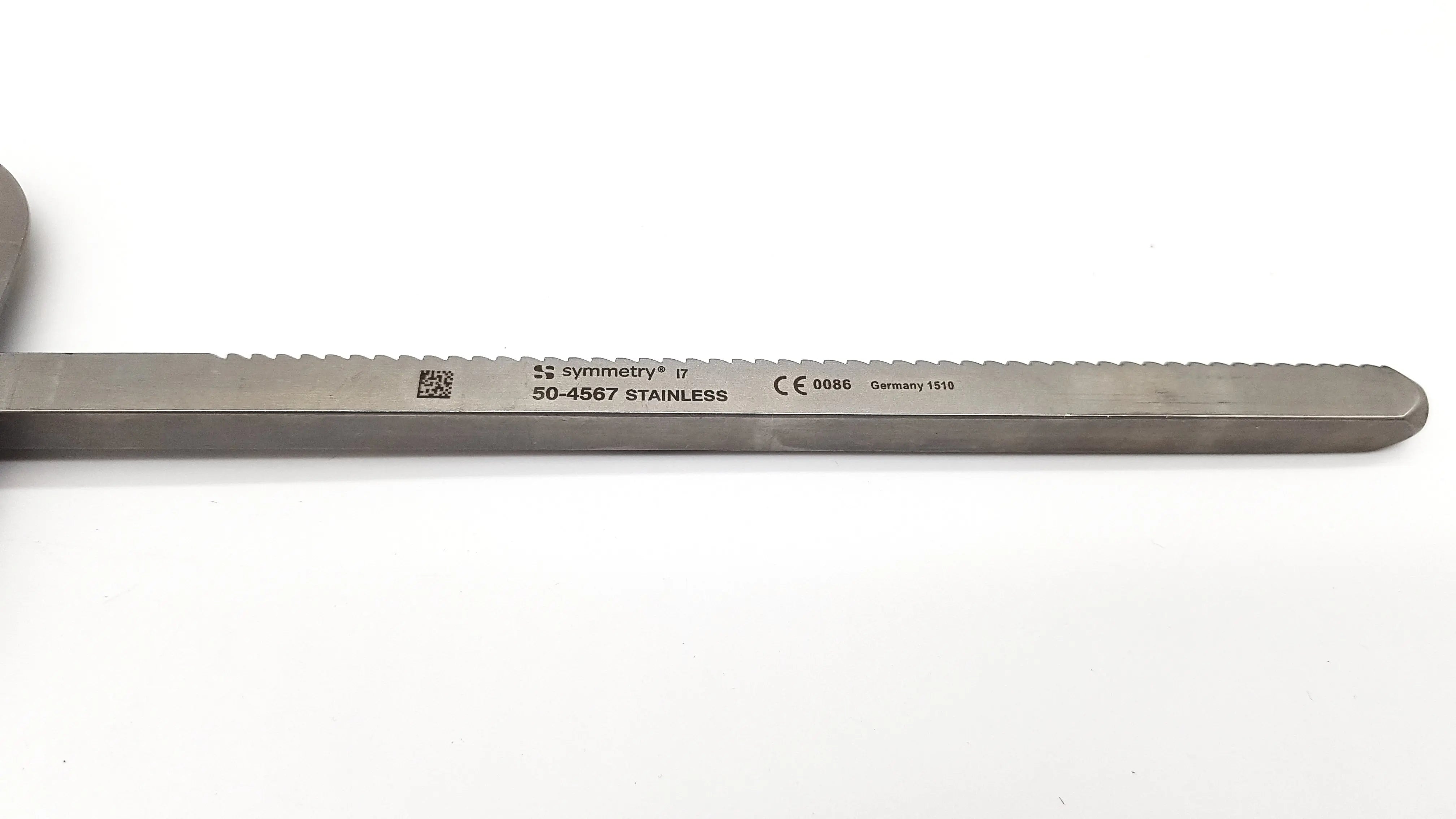 Load image into Gallery viewer, A Biomedical Service Symmetry 50-4567 Retractor Blade, Malleable 