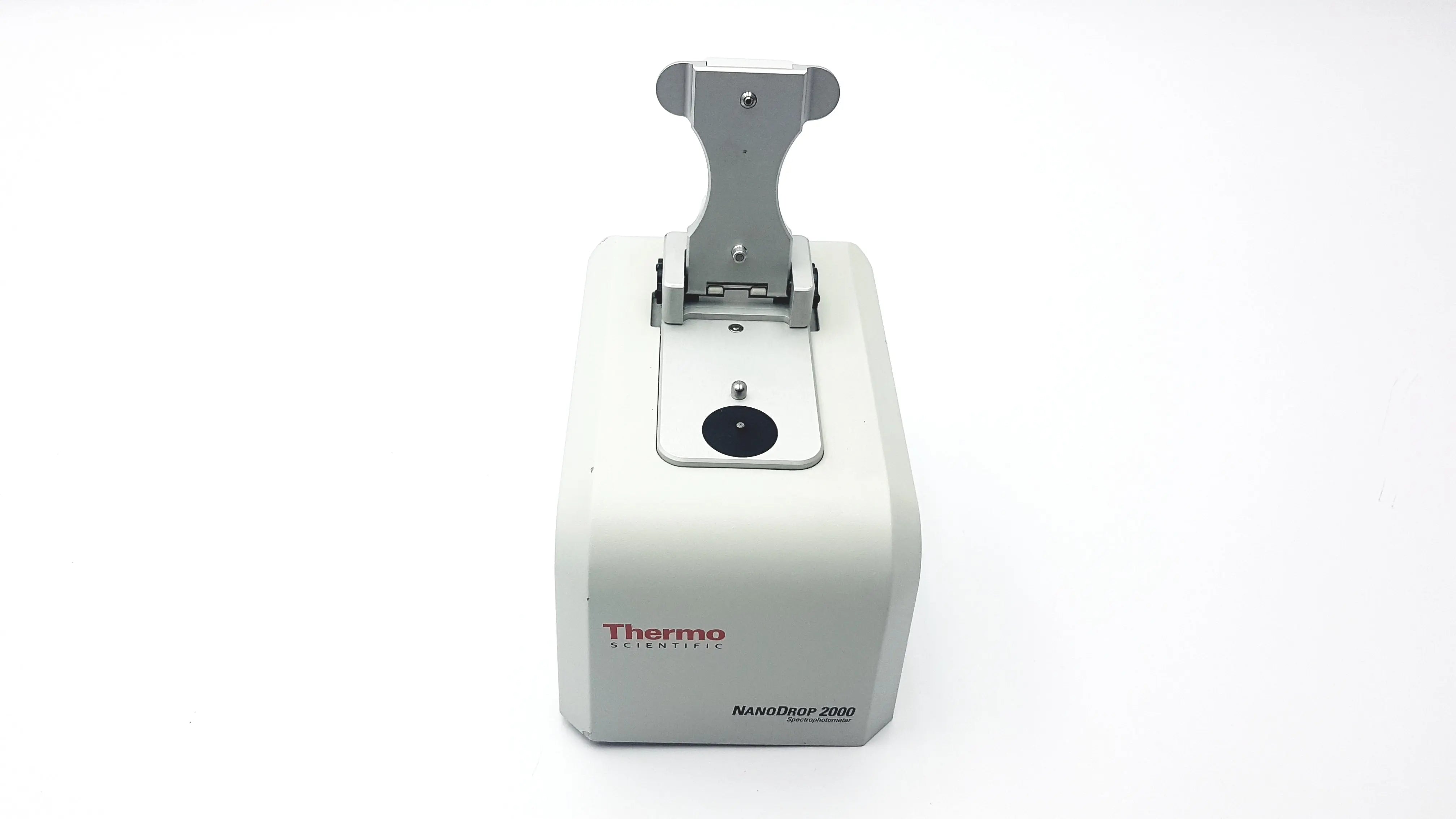 Load image into Gallery viewer, A Biomedical Service Thermo Scientific NanoDrop 2000 UV-Vis Spectrophotometer 