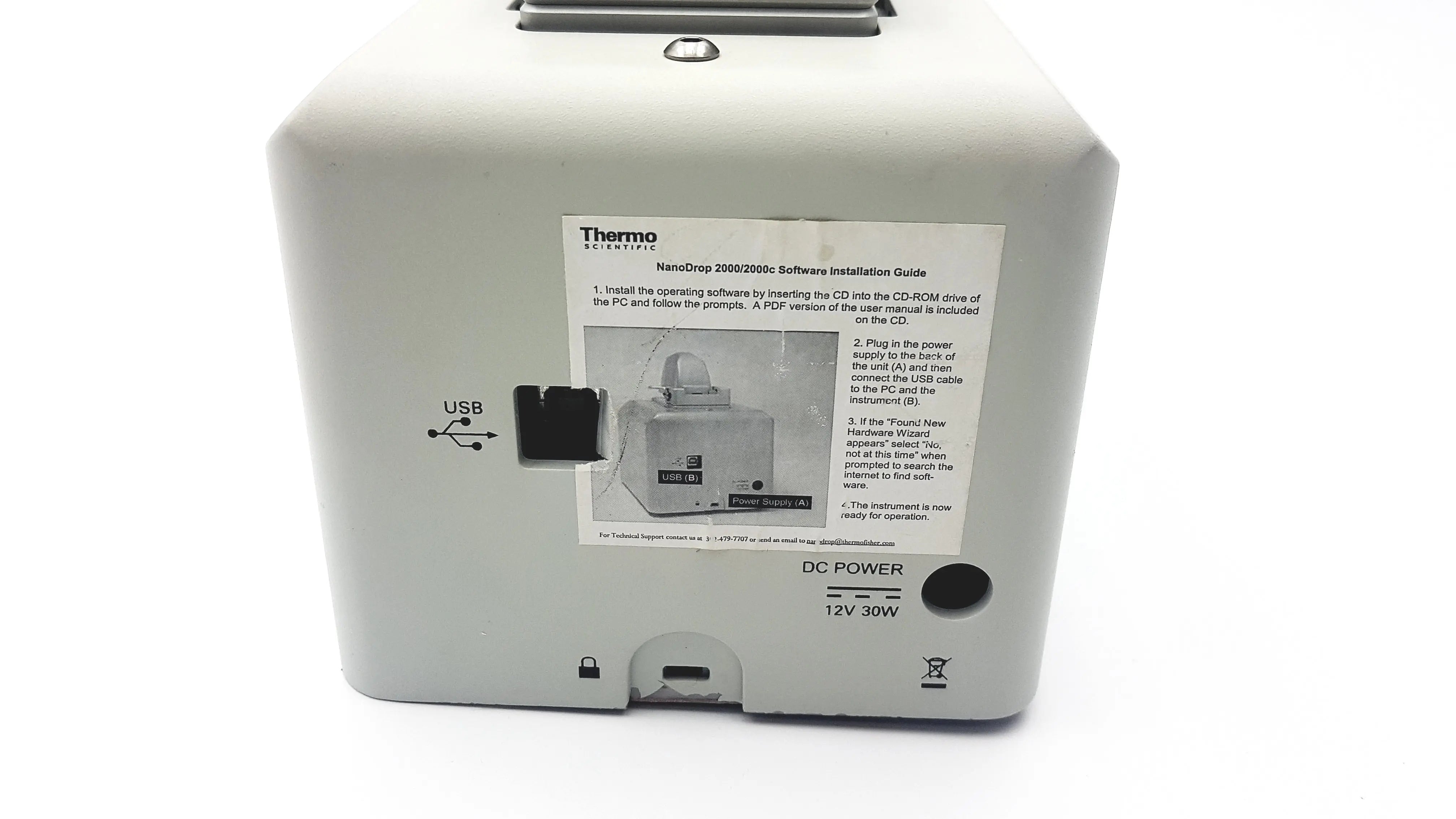 Load image into Gallery viewer, A Biomedical Service Thermo Scientific NanoDrop 2000 UV-Vis Spectrophotometer 
