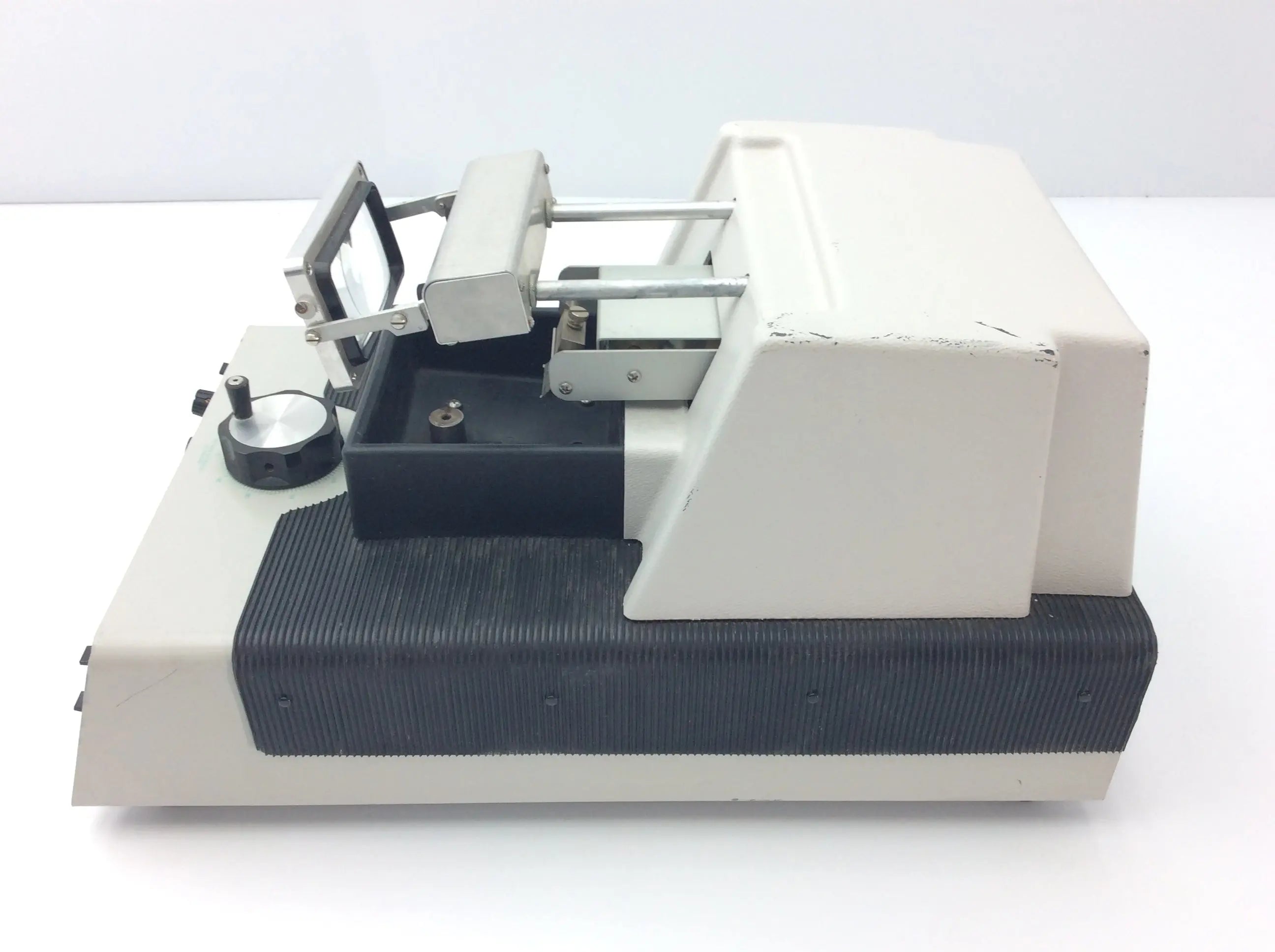 Load image into Gallery viewer, A Biomedical Service Vibratome Series 1500 Sectioning 