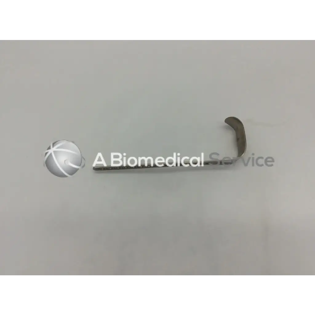 Depuy 224510014 surgical retractor small metallic with curved u-shaped blade and straight handle for precise retraction