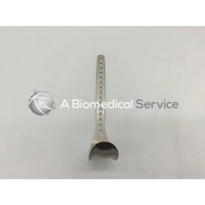 Silver depuy 224510015 surgical retractor with curved u-shaped blade and perforated handle for surgical use surgical retractor ad5-98