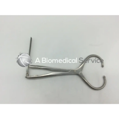 Stainless steel depuy ace 1919 periarticular reduction forceps with curved handles and a straight pointed tip