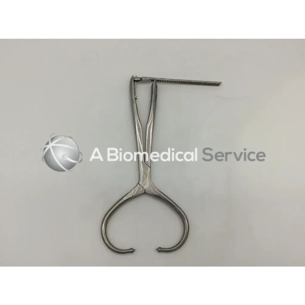 Stainless steel depuy ace 1919 periarticular reduction forceps with textured serrated tip and curved handles