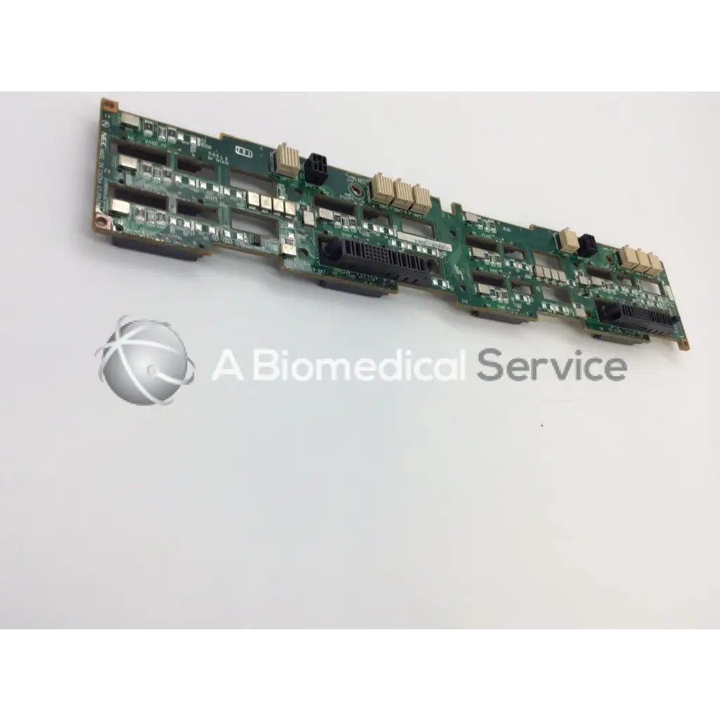 EMC 250-122-900A Rev A04 AX4-5 DAE Midplane Board - Medical