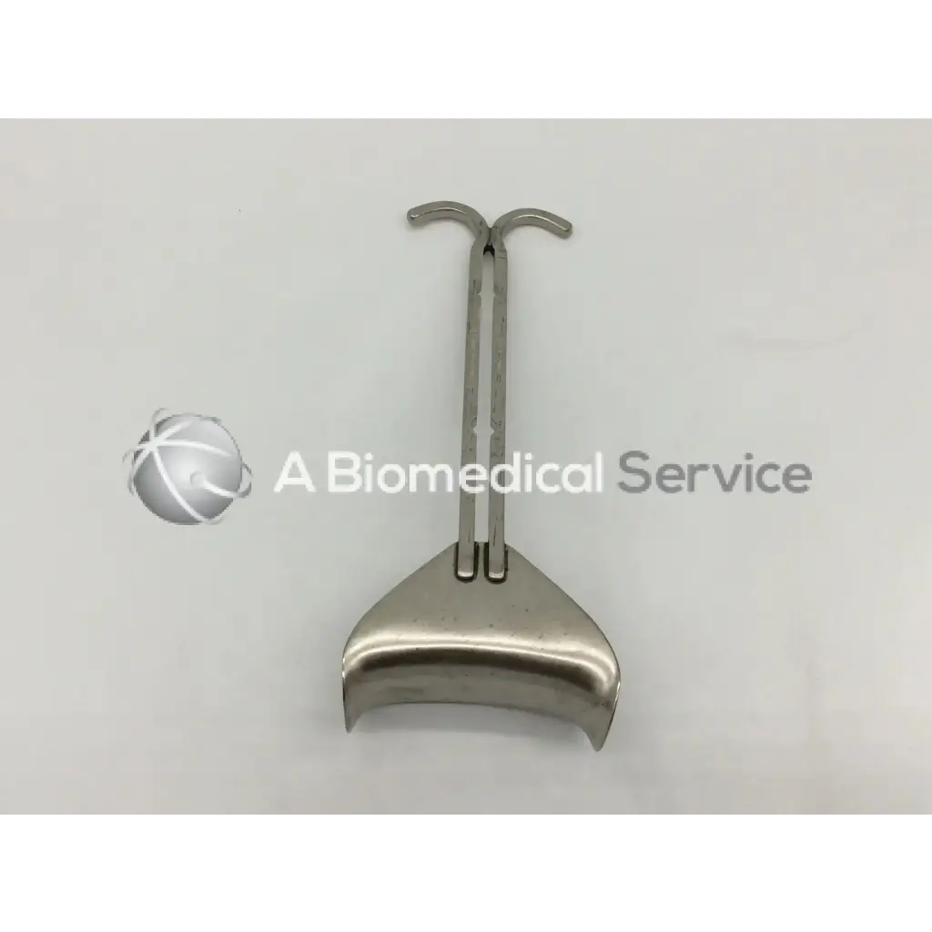 Grieshaber 2.693-795 balfour abdominal retractor stainless steel with curved u-shaped handle and crescent blade
