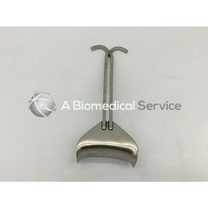 Grieshaber 2.693-795 balfour abdominal retractor stainless steel with curved u-shaped handle and crescent blade