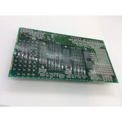Green rectangular hitachi cz04ad-s14 il67dv interface board assembly with integrated circuits and silver solder points