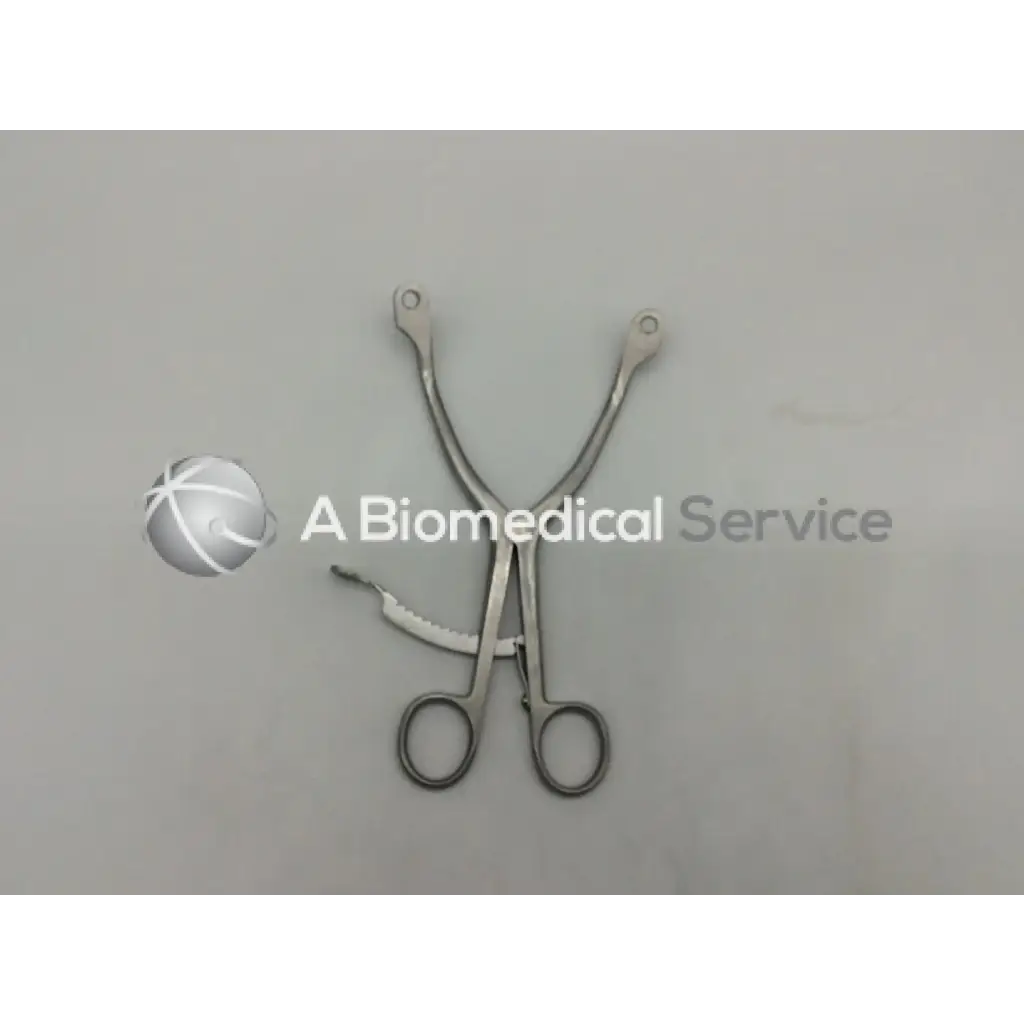 Innomed T1015 Kolbel Self-Retaining Glenoid Retractors - A Biomedical ...