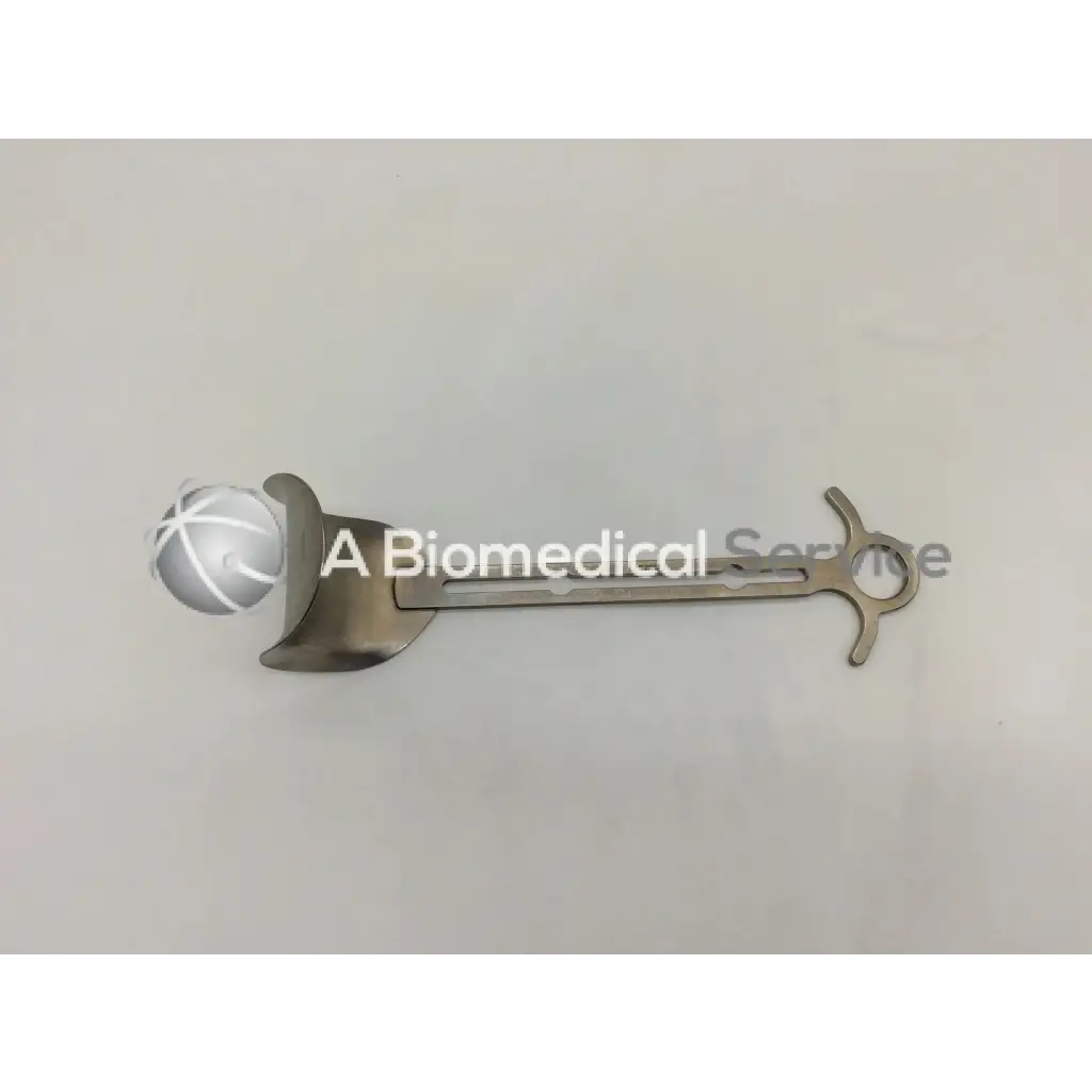 Stainless steel balfour center blade jarit 205-322 with spherical cross hatched handle and curved prongs on shaft