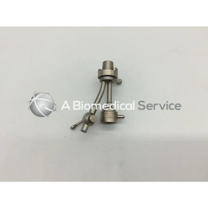 Silver karl storz 27025 g single port urological telescope bridge with articulated arms and adjustment knobs