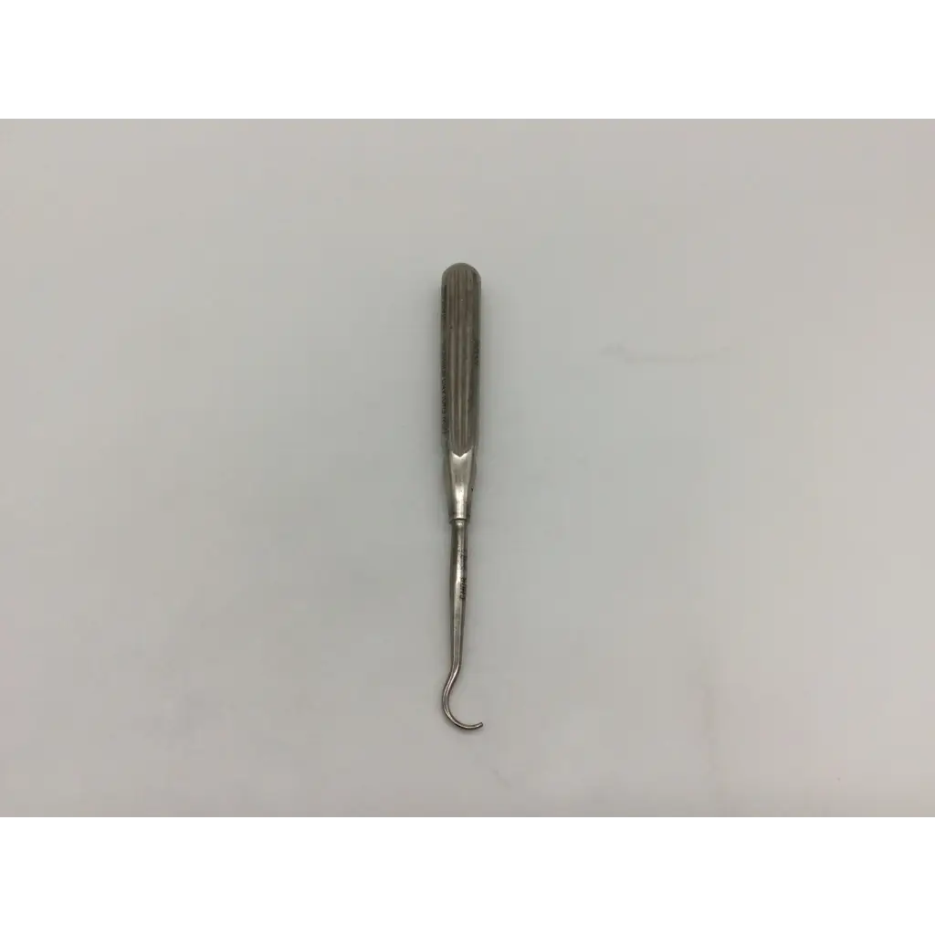 Load image into Gallery viewer, Kirwan 50-1007 Ligature Carrier Fine Curved Awl - Surgical