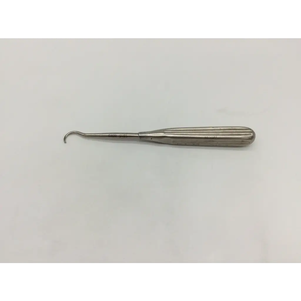 Load image into Gallery viewer, Kirwan 50-1007 Ligature Carrier Fine Curved Awl - Surgical