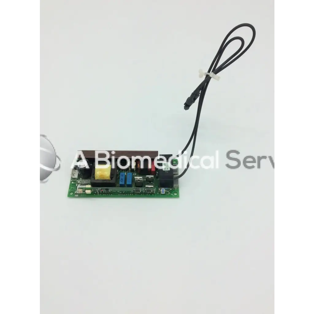 Green circuit board with black wiring and electronic components of mitsubishi 938p069010 lamp ballast
