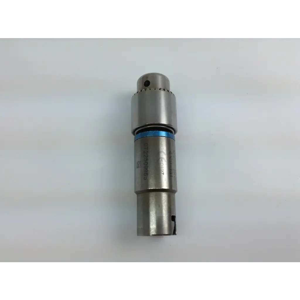 Silver metallic drill chuck with blue rubber seal and engraved markings for stryker system 8 cordless driver set with aesculap case